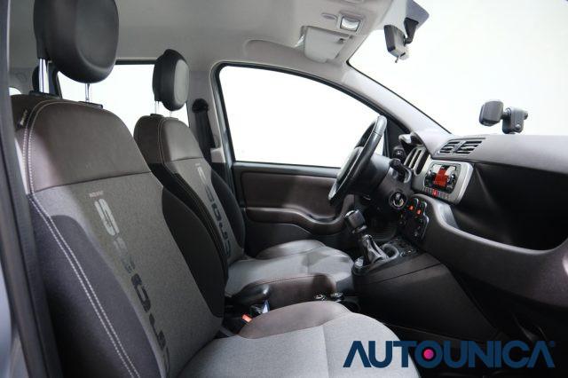 FIAT Panda CROSS 0.9 TWINAIR TURBO S&S 4x4 NEOPATENTATI