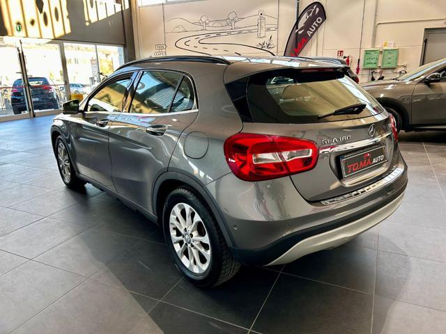 MERCEDES-BENZ GLA 180 CDI Premium