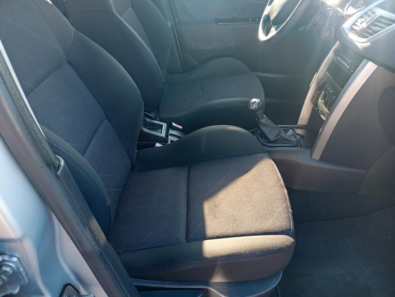 Peugeot 207 1.4 HDi 70CV 5p. XS NEOPATENTATI OK