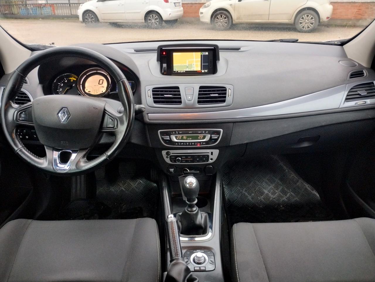 RENAULT MEGANE 1.5 dCI 110CV SportTour Limited 2015