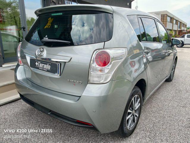 TOYOTA Verso 2.0 D Active 7 posti