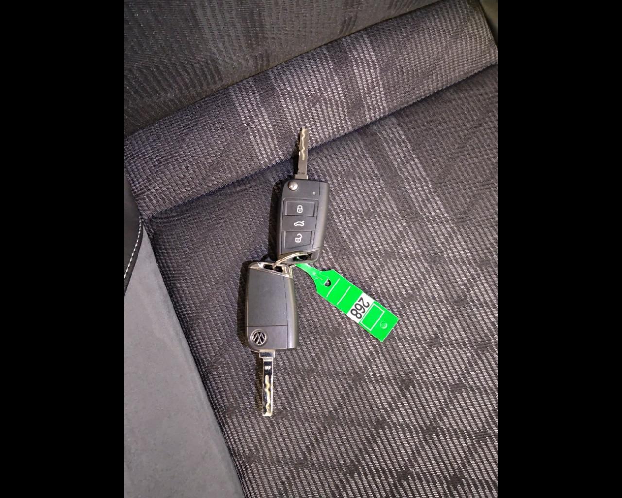 VOLKSWAGEN T-Roc I 2022 - T-Roc 1.5 tsi R-Line dsg