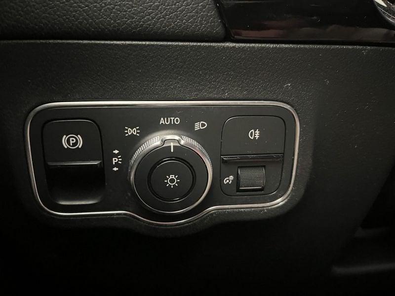 Mercedes-Benz GLA GLA 180 d Automatic Sport