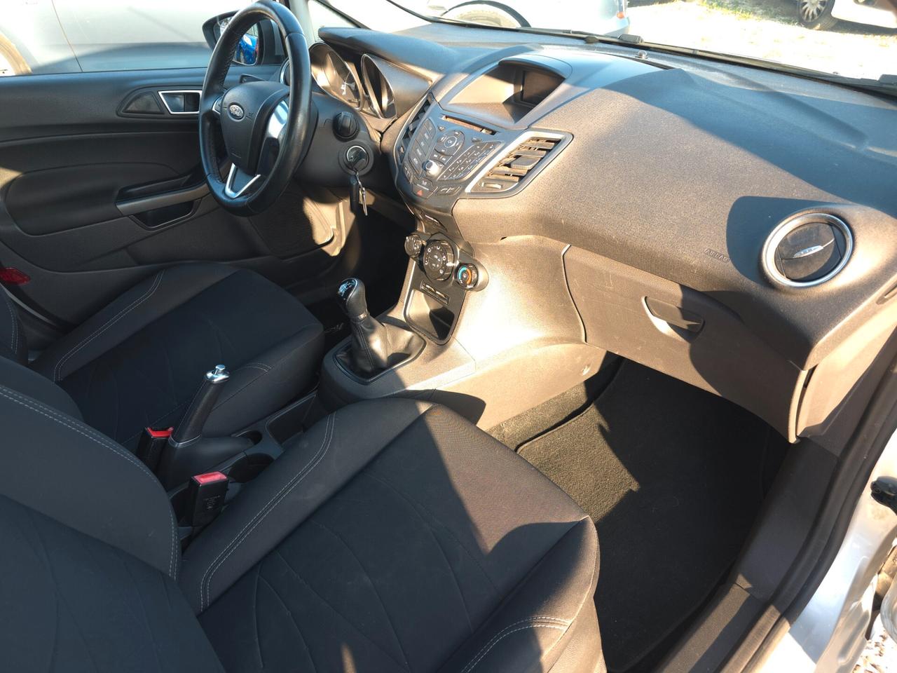 Ford Fiesta 1.5 TDCi 75CV 5 porte ST-Line