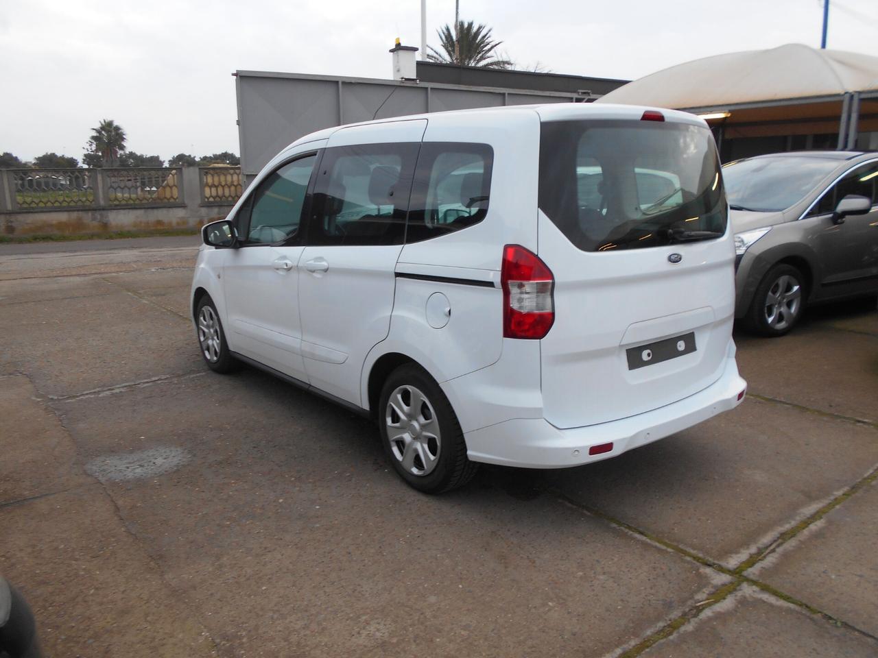 Ford Tourneo Connect 1.5 TDCi 100 CV Plus