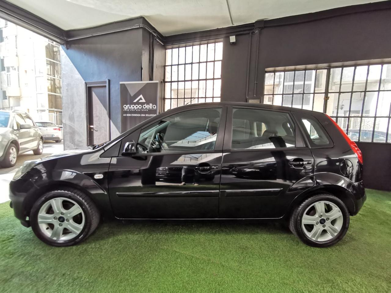 Ford Fiesta 1.2 16V 5p. Ghia NEOPATENTATI GARANZIA 12 MESI