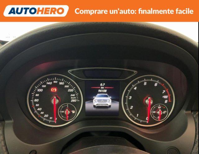 MERCEDES-BENZ GLA 180 Business