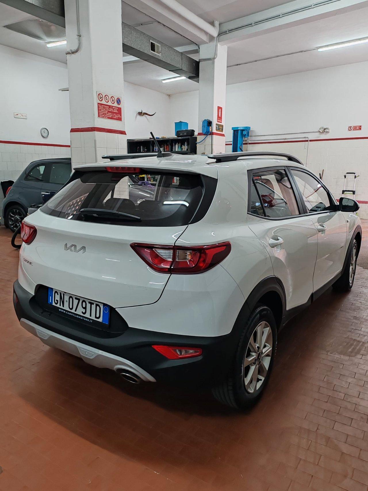 Kia Stonic 1.0 t-gdi mhev Urban Techno&Design Pack 100cv mt