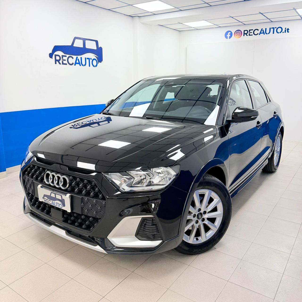 Audi A1 allstreet 35 TFSI S tronic Identity Contrast
