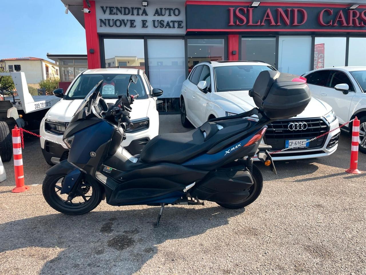 Yamaha X-Max 300 Iron Max