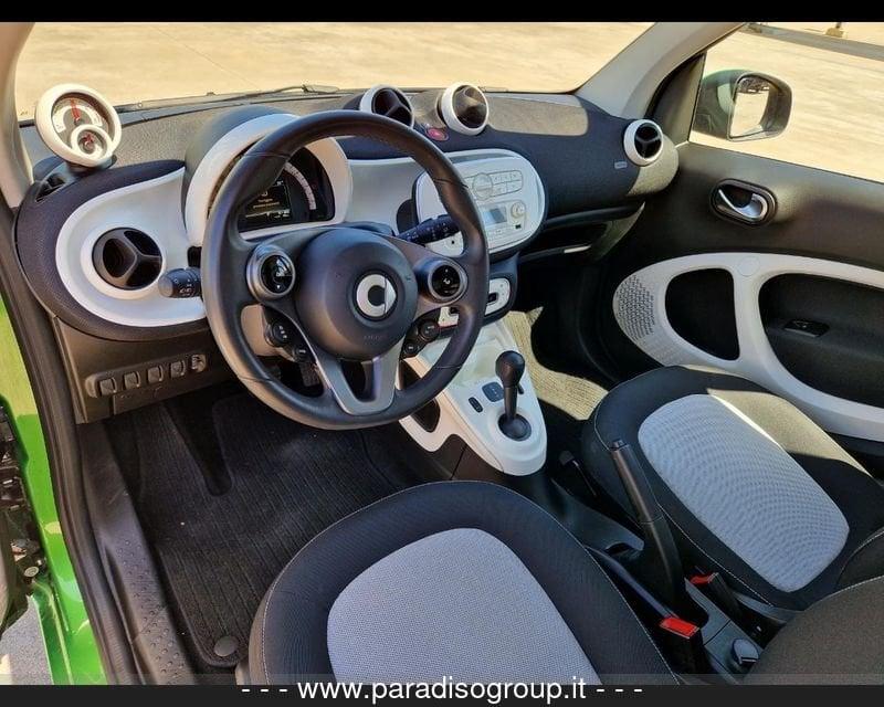 smart fortwo 3ª s. (C453) EQ Passion