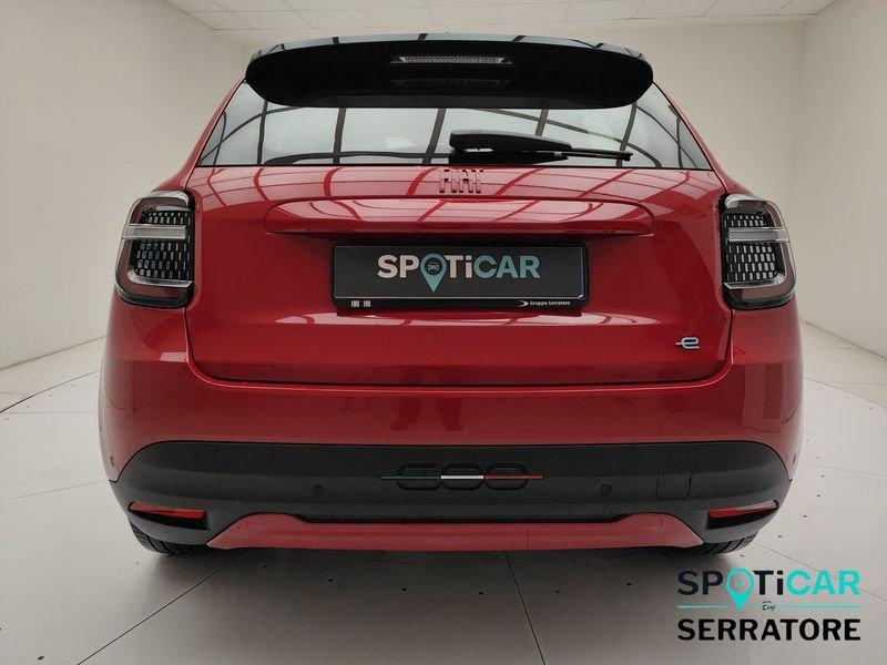 FIAT 600 BEV My24 600e - Red