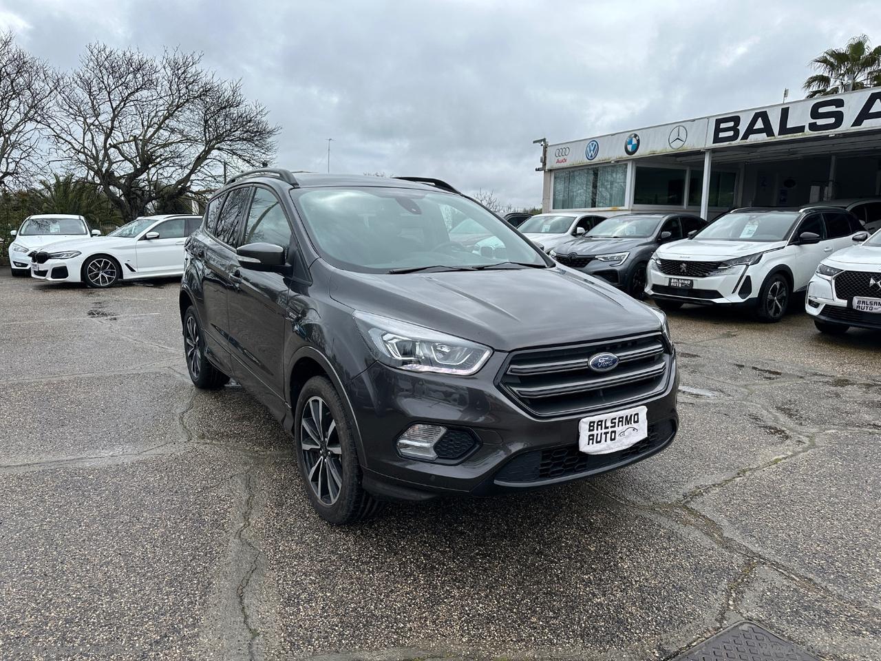 FORD Kuga 1.5 TDCI 120 CV S&S 2WD ST-Line