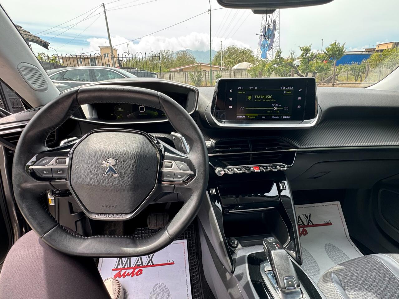 Peugeot 2008 BlueHDi 130 S&S EAT8 Allure Navi Pack