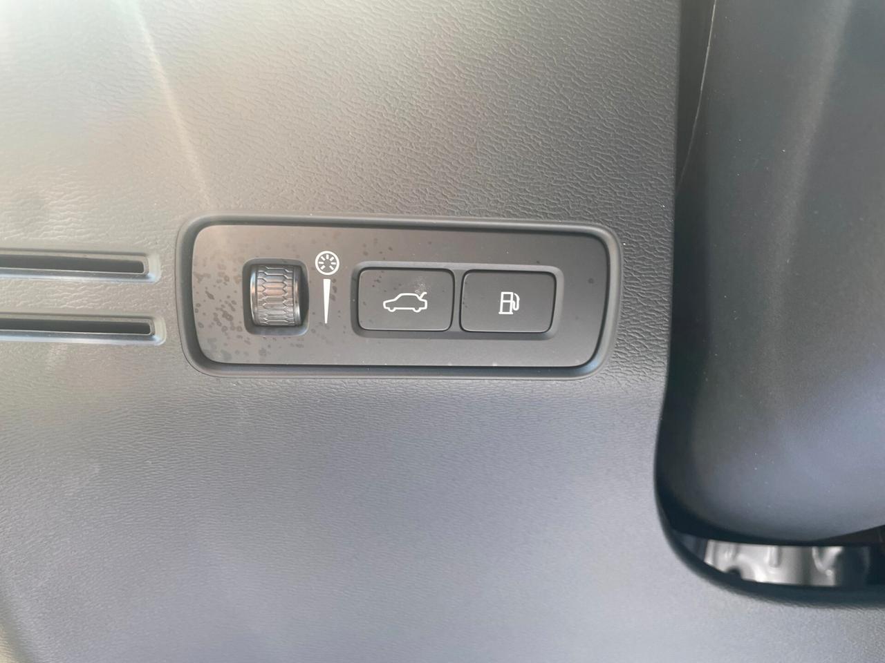 Volvo XC40 T4 Recharge Plug-in Hybrid aut Core PREZZO REALE