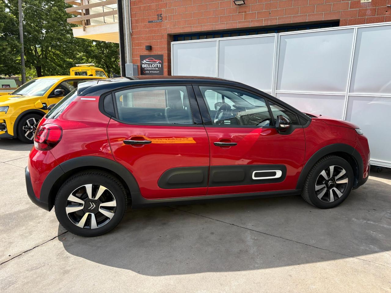 Citroen C3 PureTech 83 CV Shine NESSUN VINCOLO FINANZIAMENTO UNI P