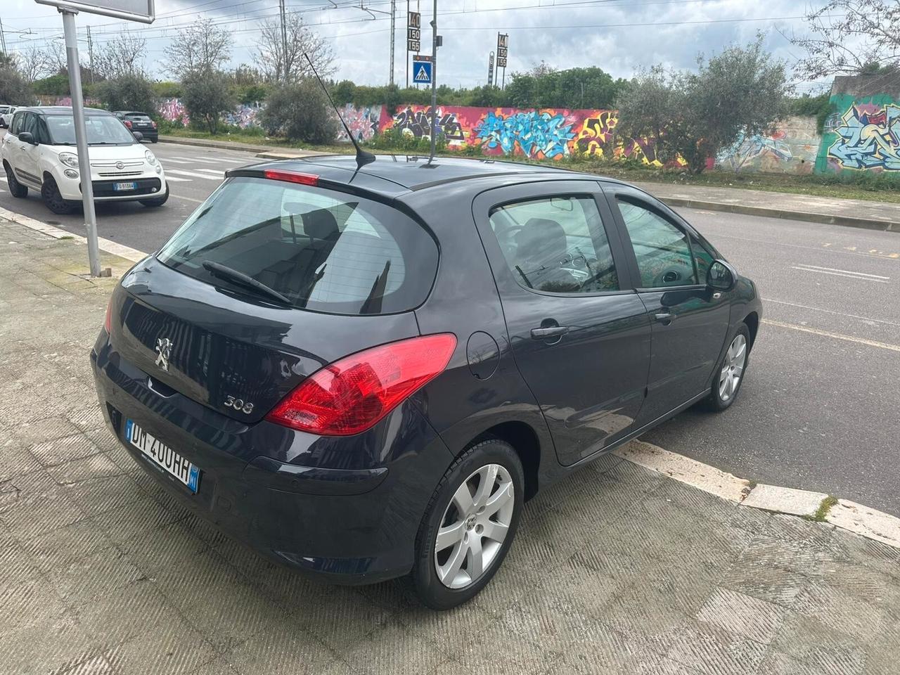 Peugeot 308 1.6 HDi 110CV 5p. Féline (5 Marce)