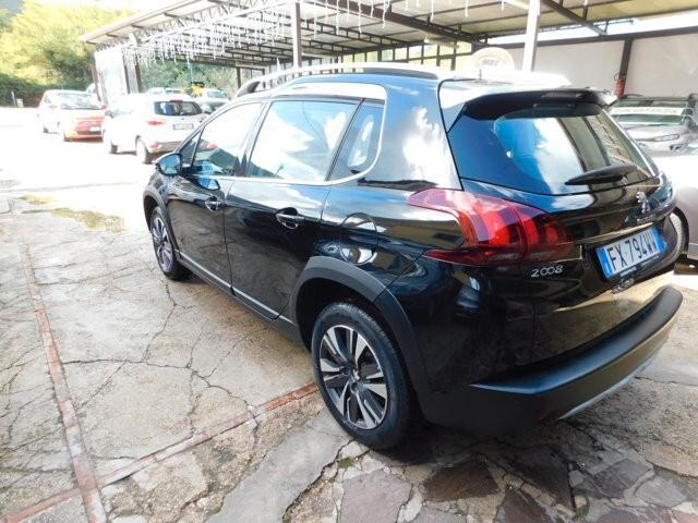 Peugeot 2008 PureTech 82 S&S Allure