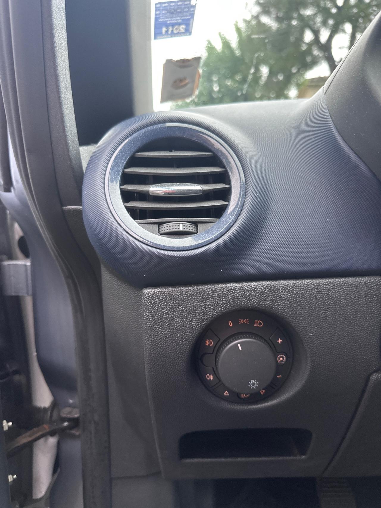 Opel Corsa 1.2 5 porte Club solo 73000 km certificati