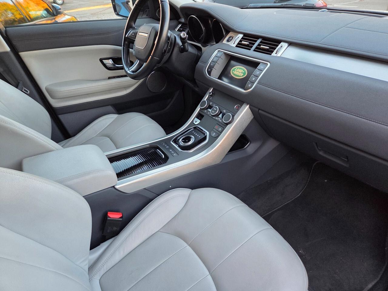 Land Rover Range Evoque Gancio Traino 4x4 - 2018