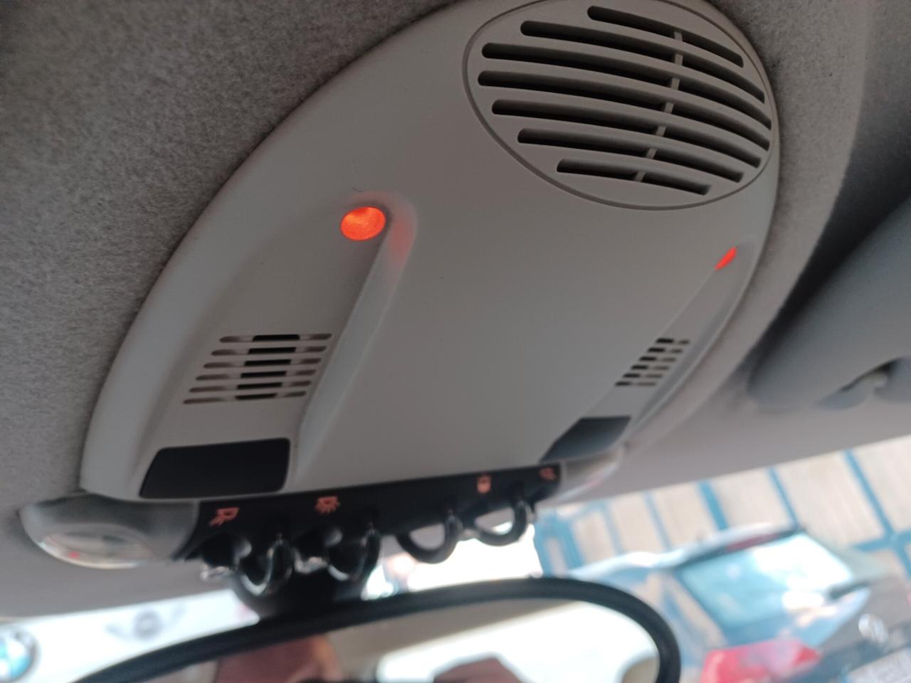 Mini Cooper 1.4 Benzina ok neopatentati