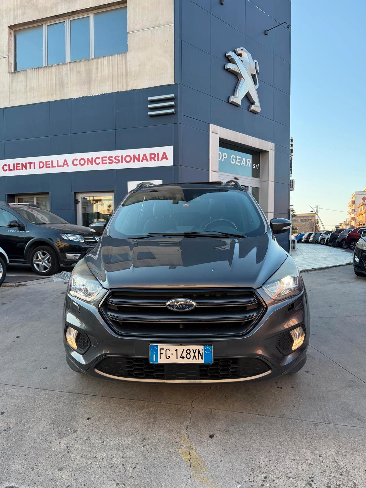 Ford Kuga 2.0 TDCI 150 CV S&S 4WD Powershift ST-Line