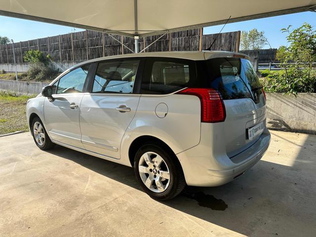 PEUGEOT 5008 1.6 HDi 115CV Business 7 POSTI FARI FENDINEBBIA