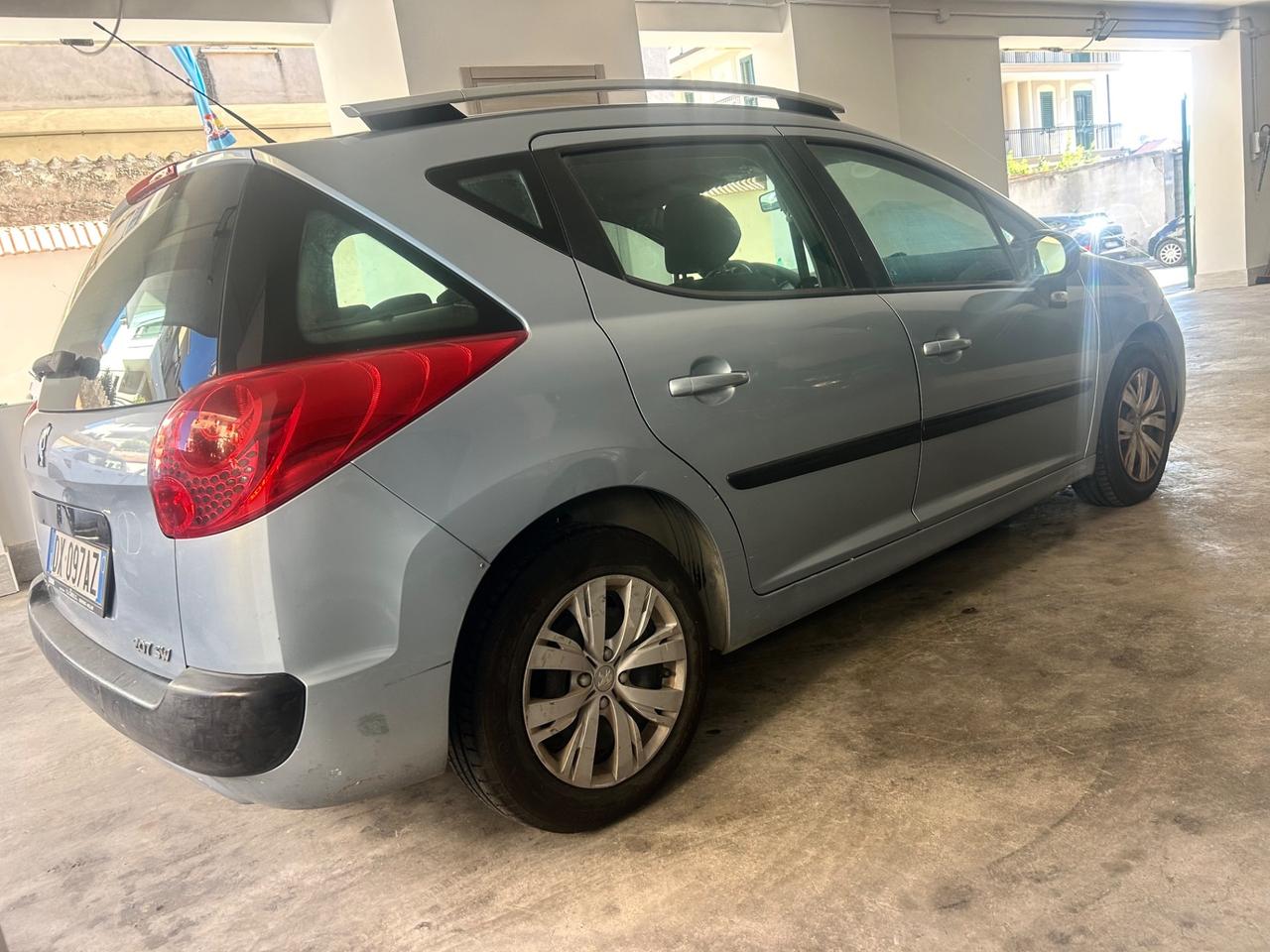 Peugeot 207 1.4 8V 75CV 5p. Energie Sport ECO GPL