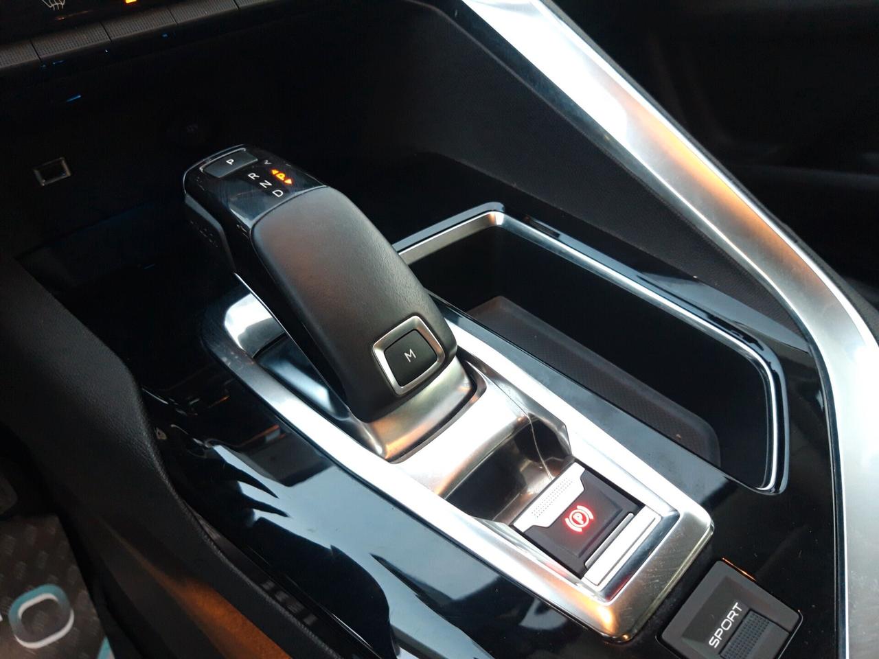 Peugeot 3008 ALLURE 1.5 HDi 130cv EAT8 NAV+RETROCAM. - 2020