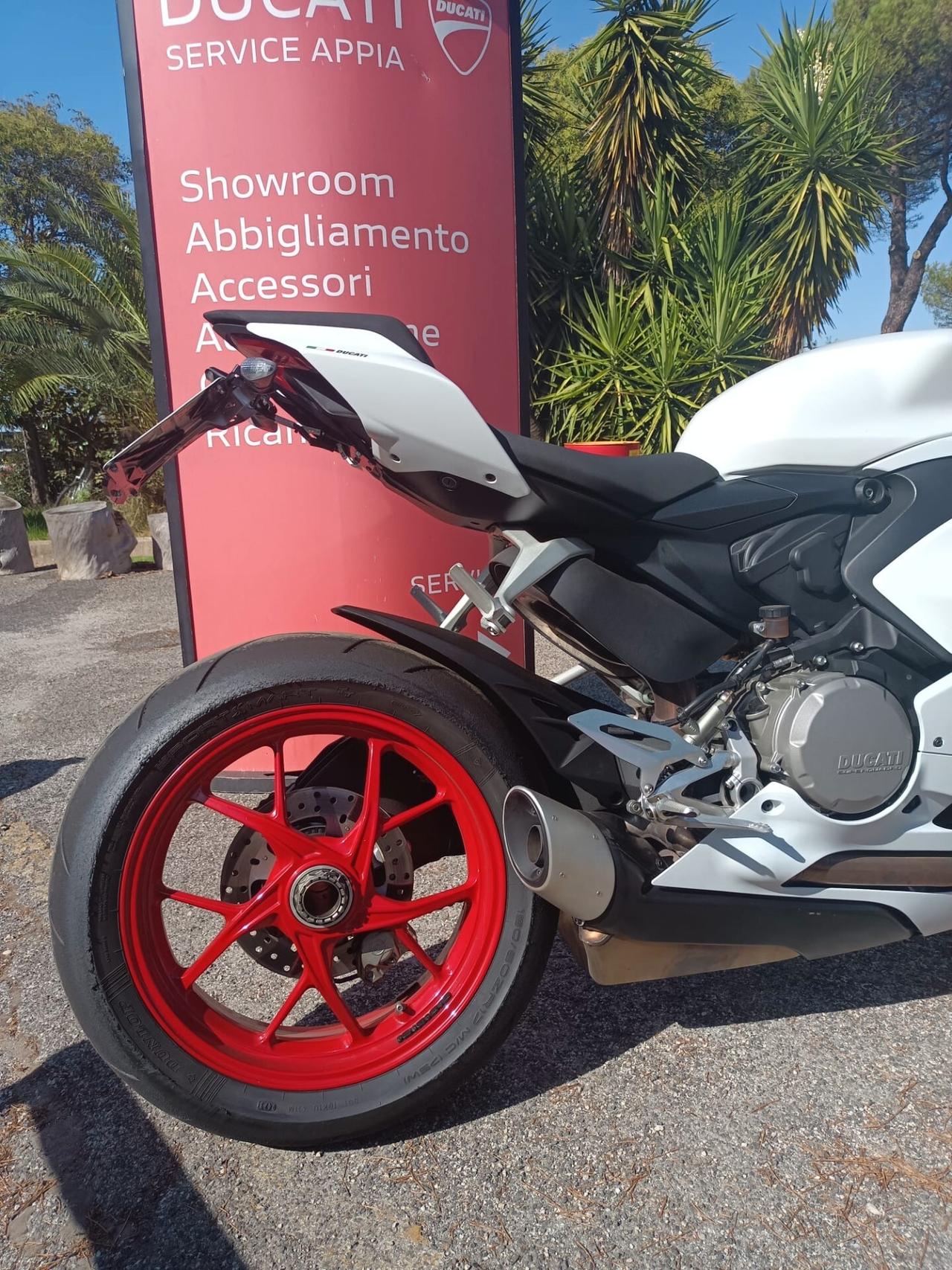 Ducati Panigale V2