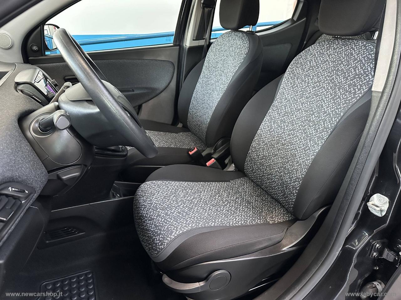 LANCIA Ypsilon 1.0 FireFly 5p.S&S Hyb. Eco Silv. NEOPATENTATI