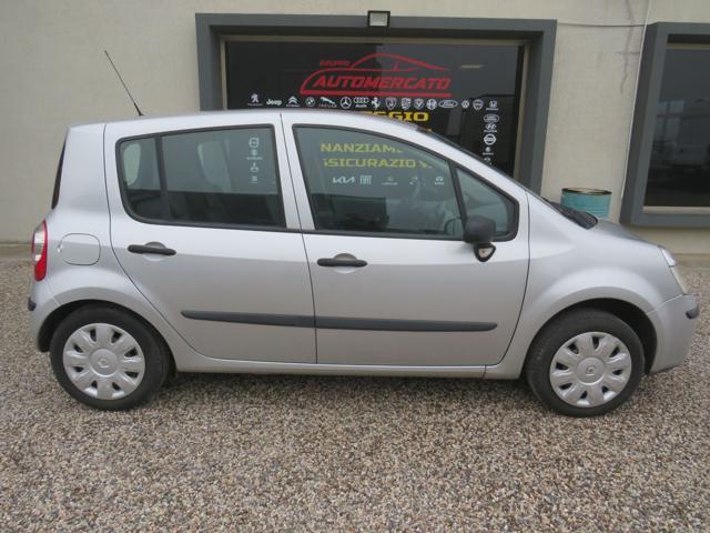 RENAULT Modus 1.2 16V Dynamique Gpl