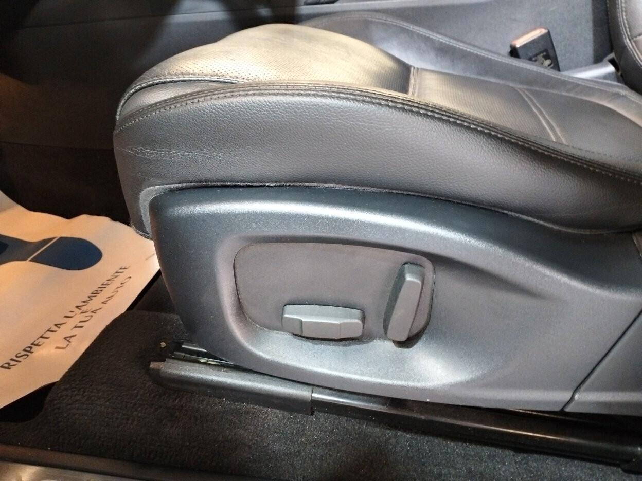 Jaguar E-Pace 2.0d i4 R-Dynamic awd 150cv auto my19