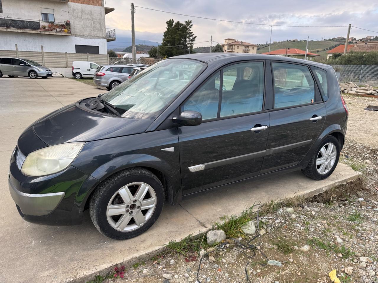 Renault Scenic Scénic 1.6 16V 110CV CAMBIO AUTOMATICO