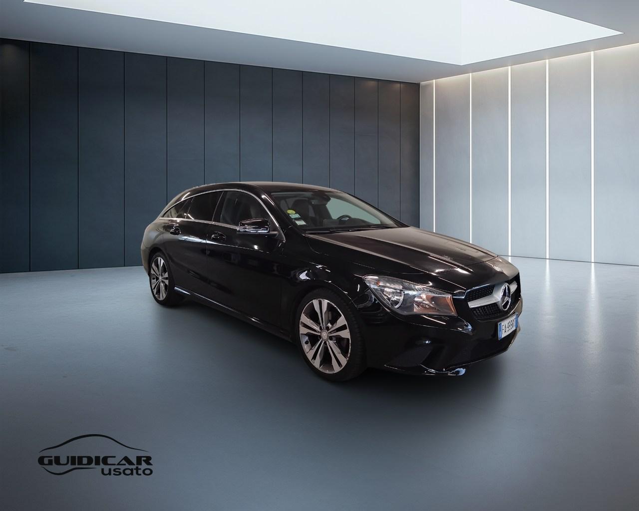 Mercedes-Benz CLA Shooting Brake - X117 - CLA Shooting Brake 220 d Sport Night auto