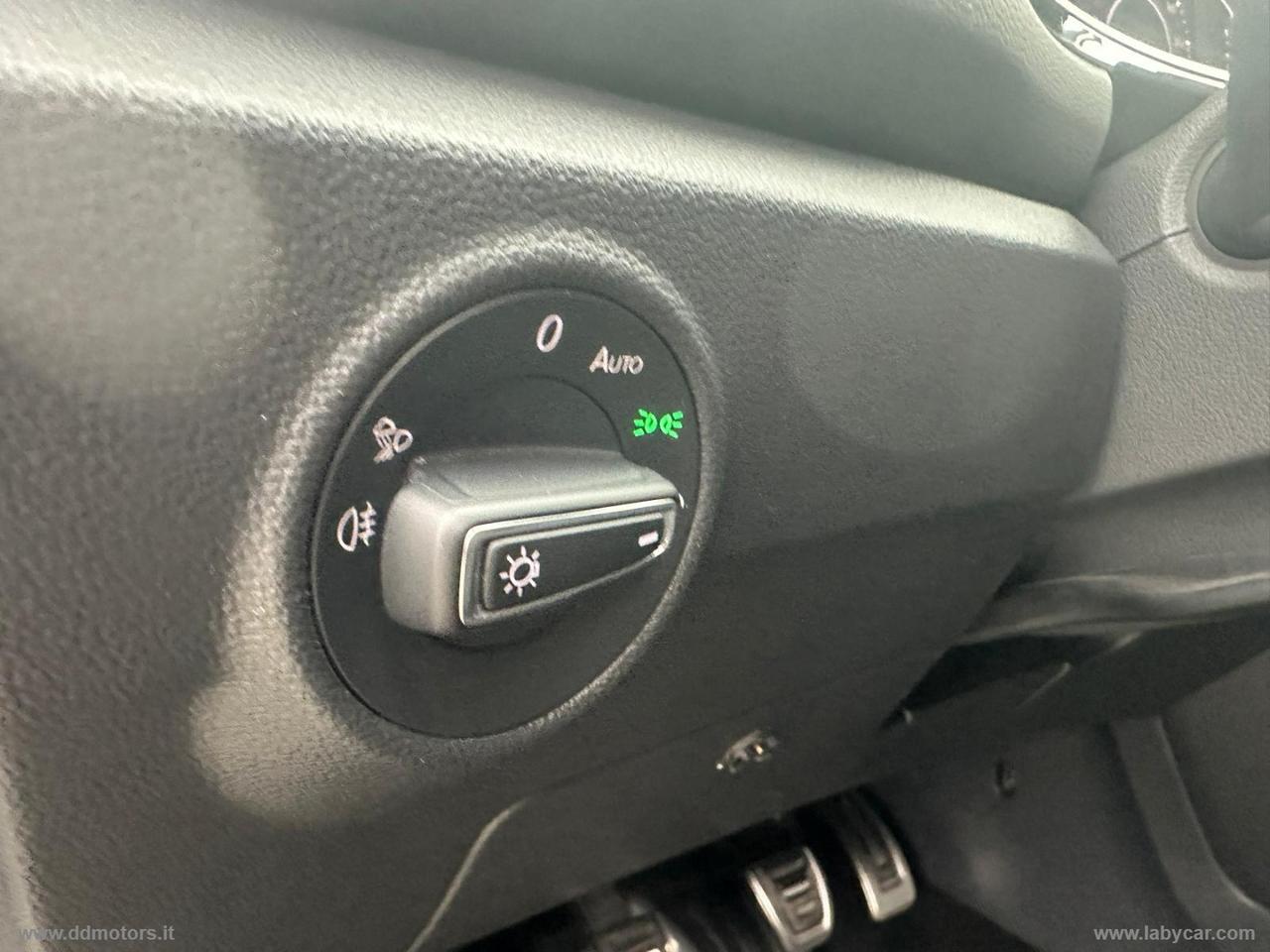 VOLKSWAGEN T-Roc 2.0 TDI SCR R-Line Plus * R LINE *