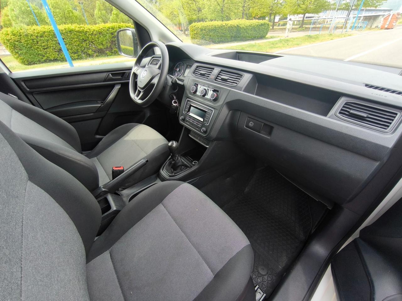 VOLKSWAGEN CADDY 2,0 TDI-2019- EURO6B-KM 100000