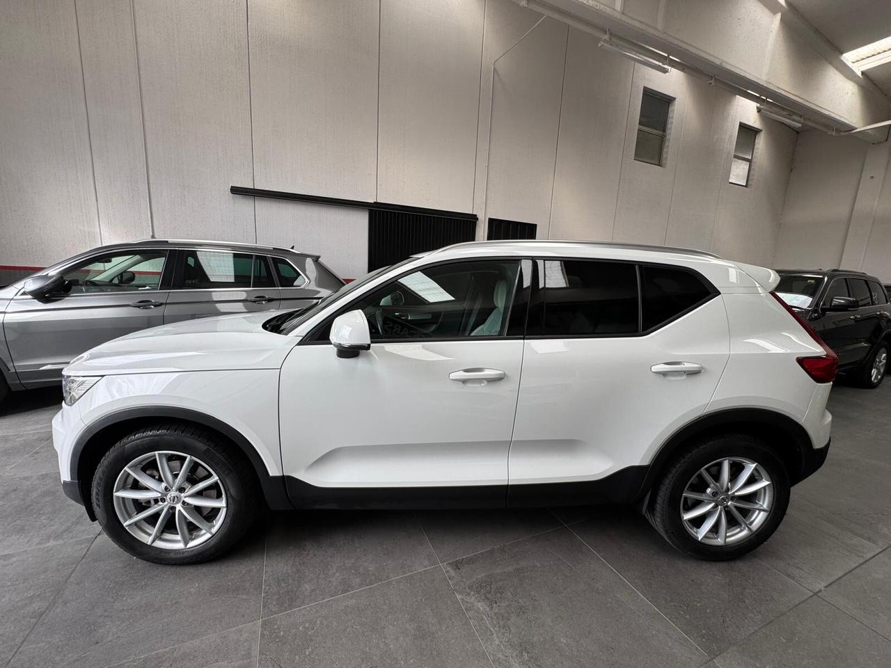 Volvo XC40 D4 AWD Geartronic Momentum