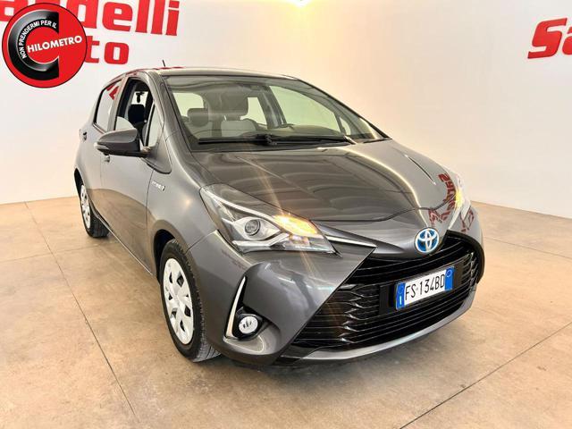TOYOTA Yaris 1.5 Hybrid 5 porte Business