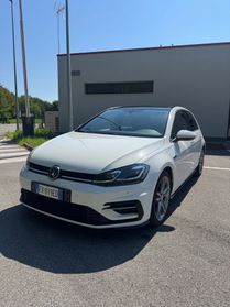 Volkswagen Golf 2.0 TDI 5p. R-Line