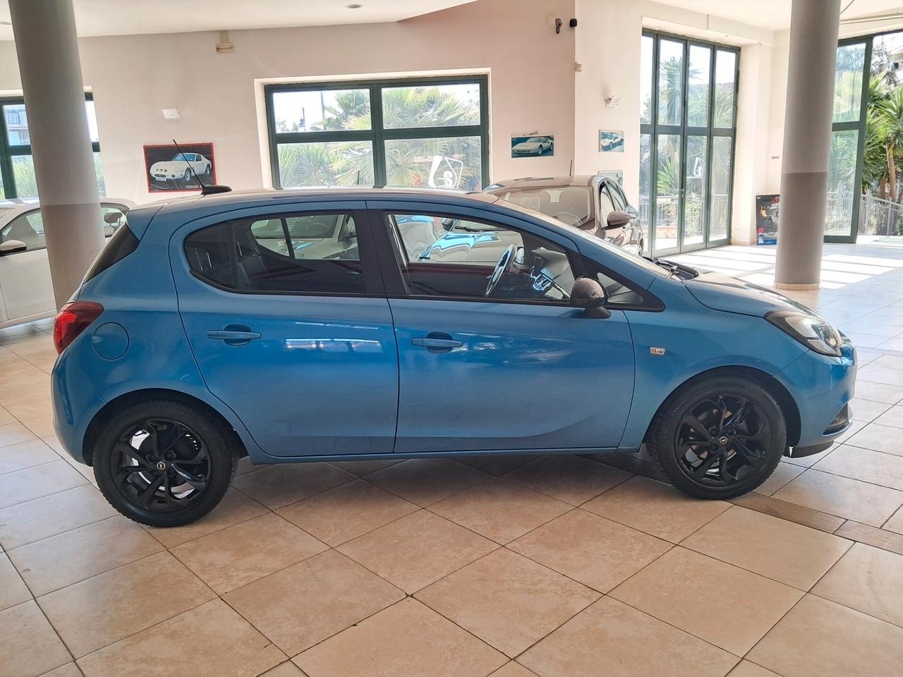 Opel Corsa 1.4 90CV GPL Tech 5 porte Advance B-Color