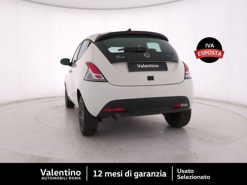 Lancia Ypsilon 1.0 FireFly 5 porte S&S Hybrid Silver Plus
