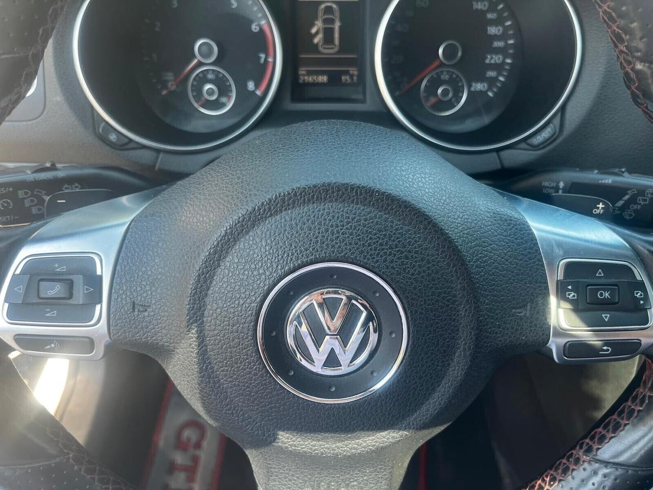 Volkswagen Golf GTI 2.0 TSI DSG 5p. - 2011