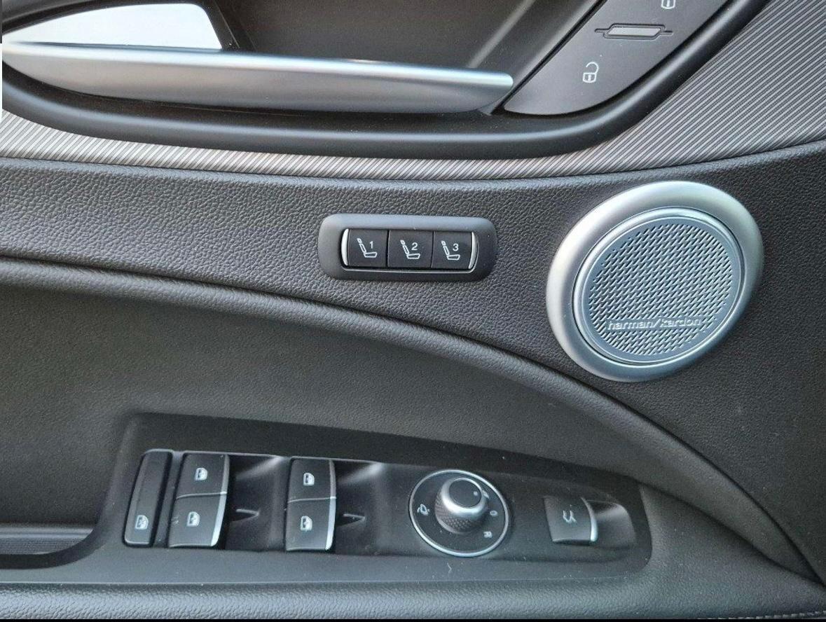 Alfa Romeo Stelvio 210CV Q4 COMPETIZIONE