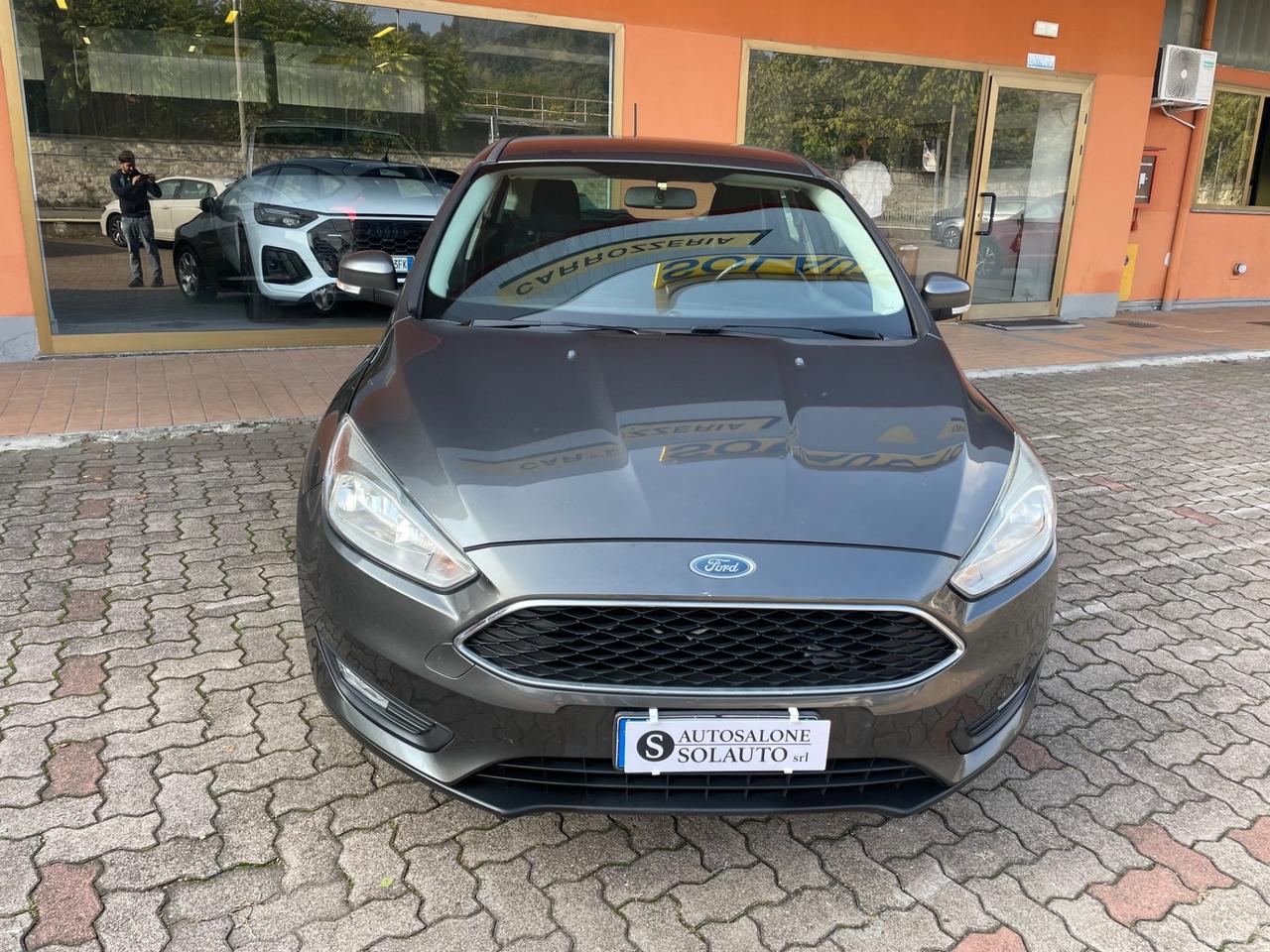 Ford Focus 1.6 120 CV GPL Plus 5P.