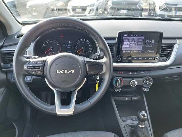 Kia Stonic 1.2 DPI Urban TT