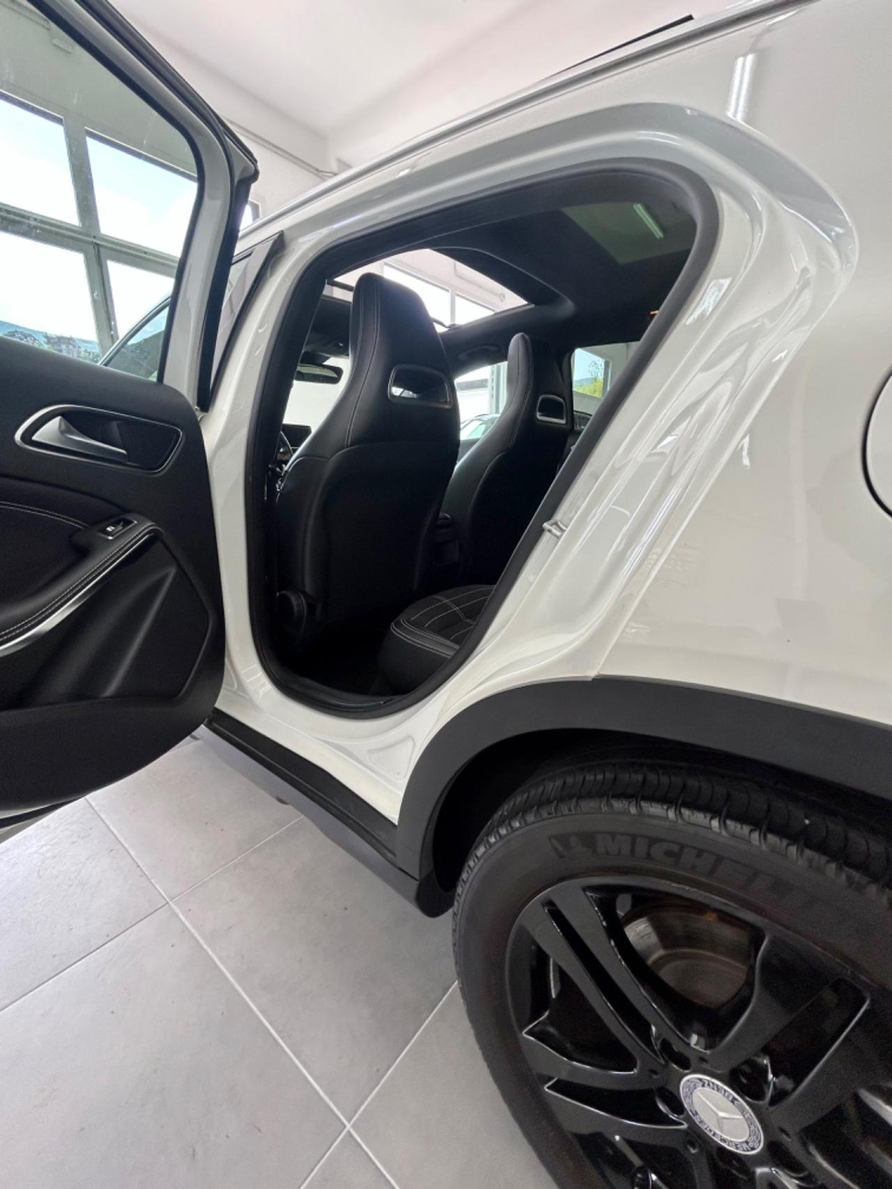 Mercedes-benz GLA 200 d Sport TETTO finanziabile