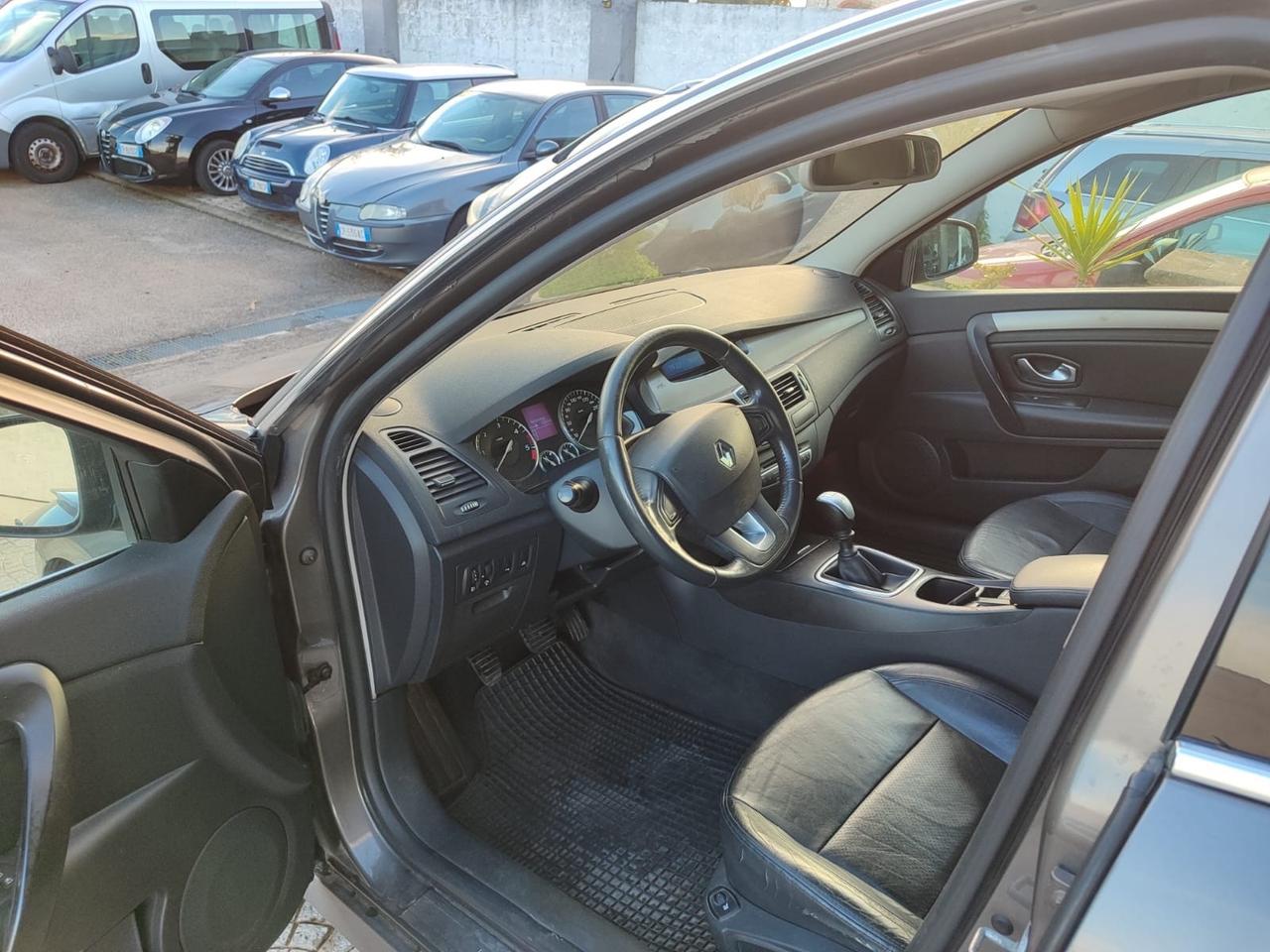 Renault Laguna 2.0 dCi 150CV SporTour