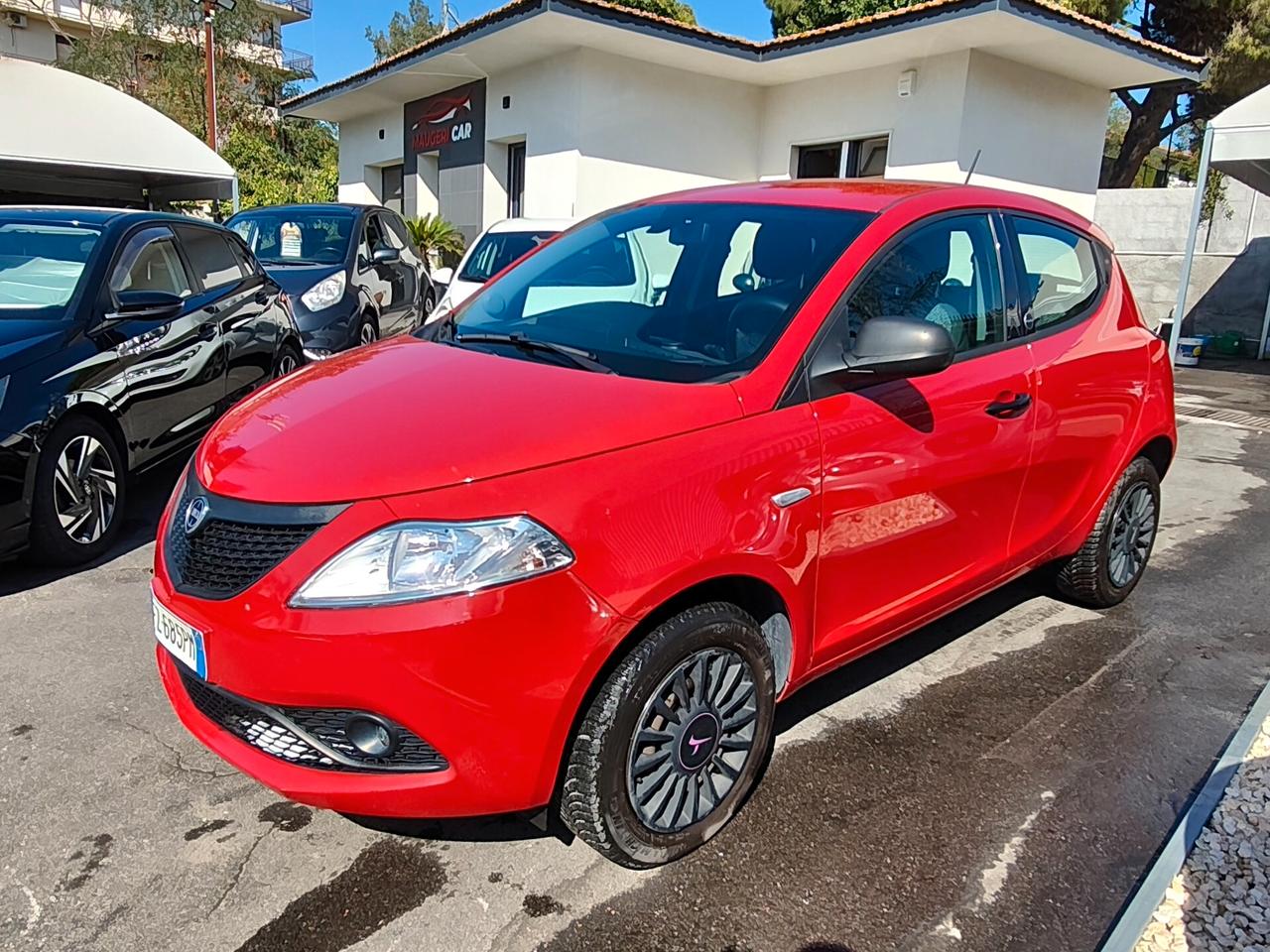 Lancia Ypsilon 0.9 TwinAir 5 porte Metano Ecochic Gold