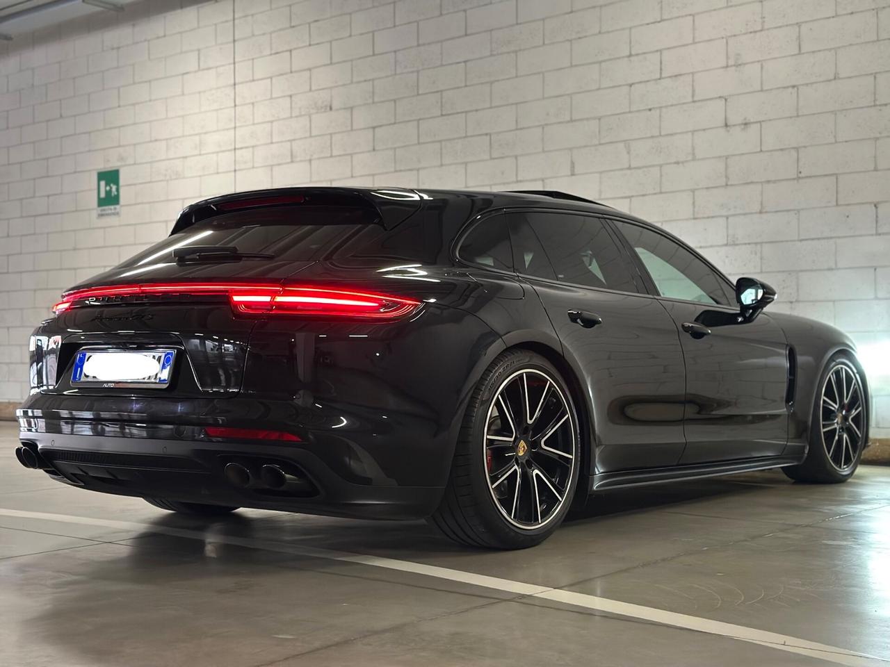 Porsche Panamera 4.0 GTS Sport Turismo